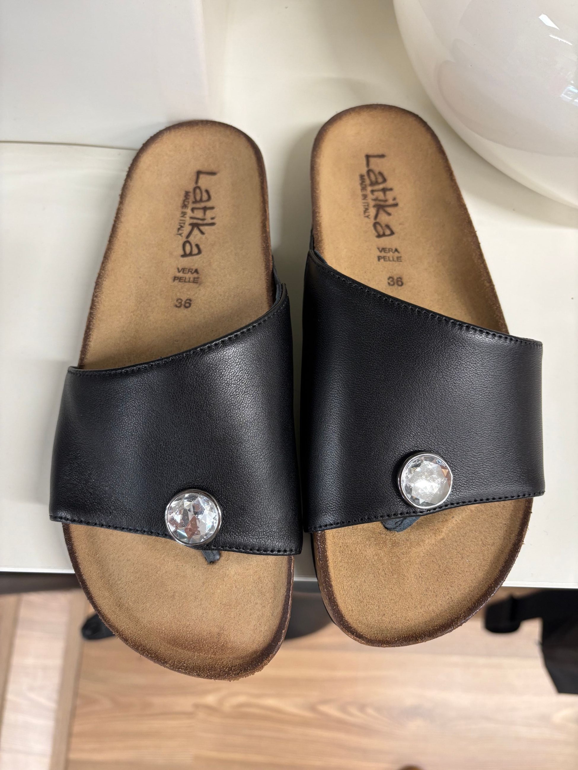 Scarpe LATIKA
