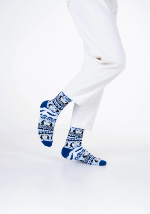 MANY MORNINGS MISPAIRED SOCKS