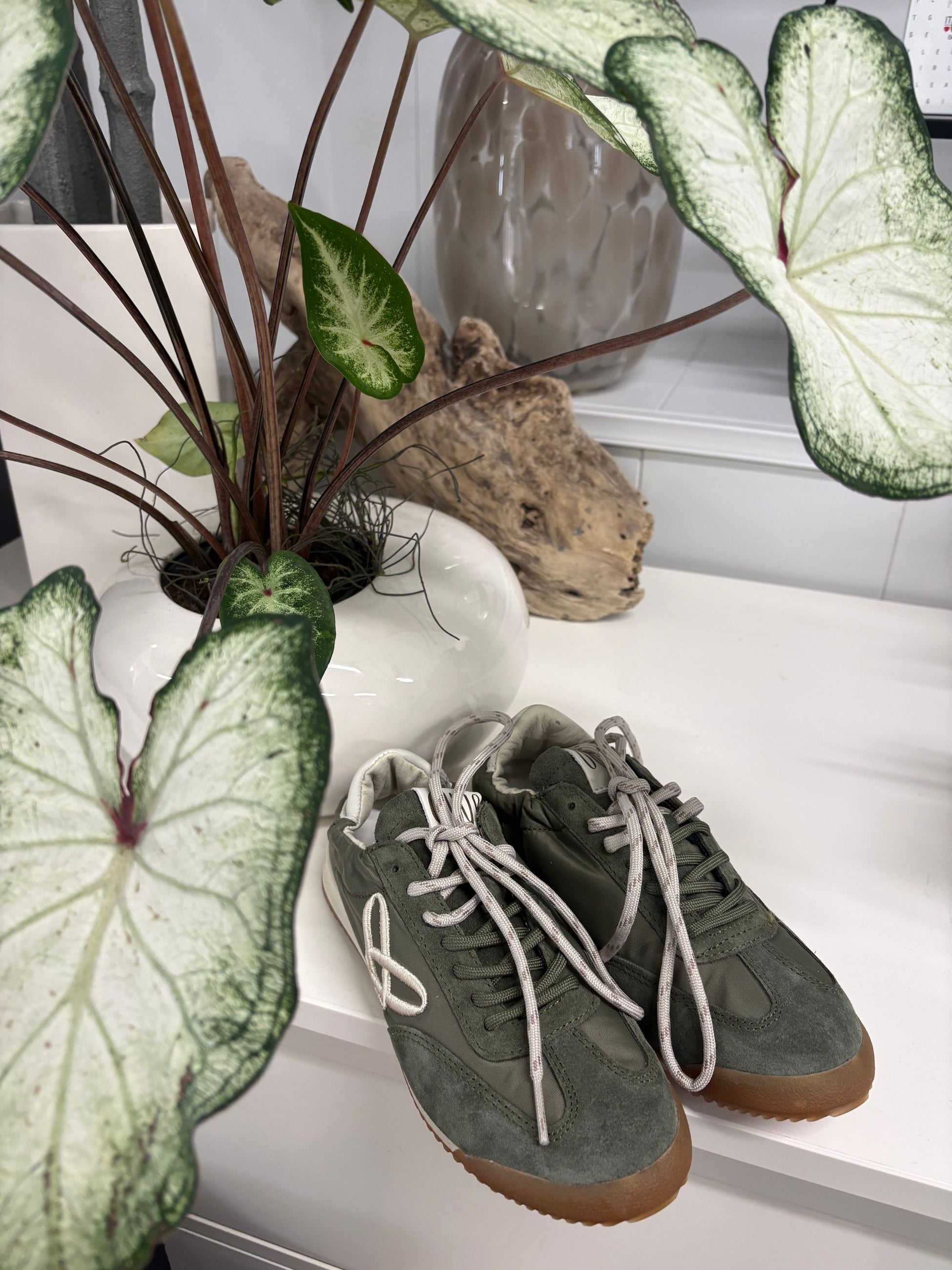 Scarpe OVYE