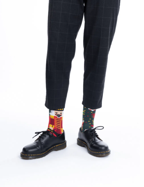 MANY MORNINGS MISPAIRED SOCKS