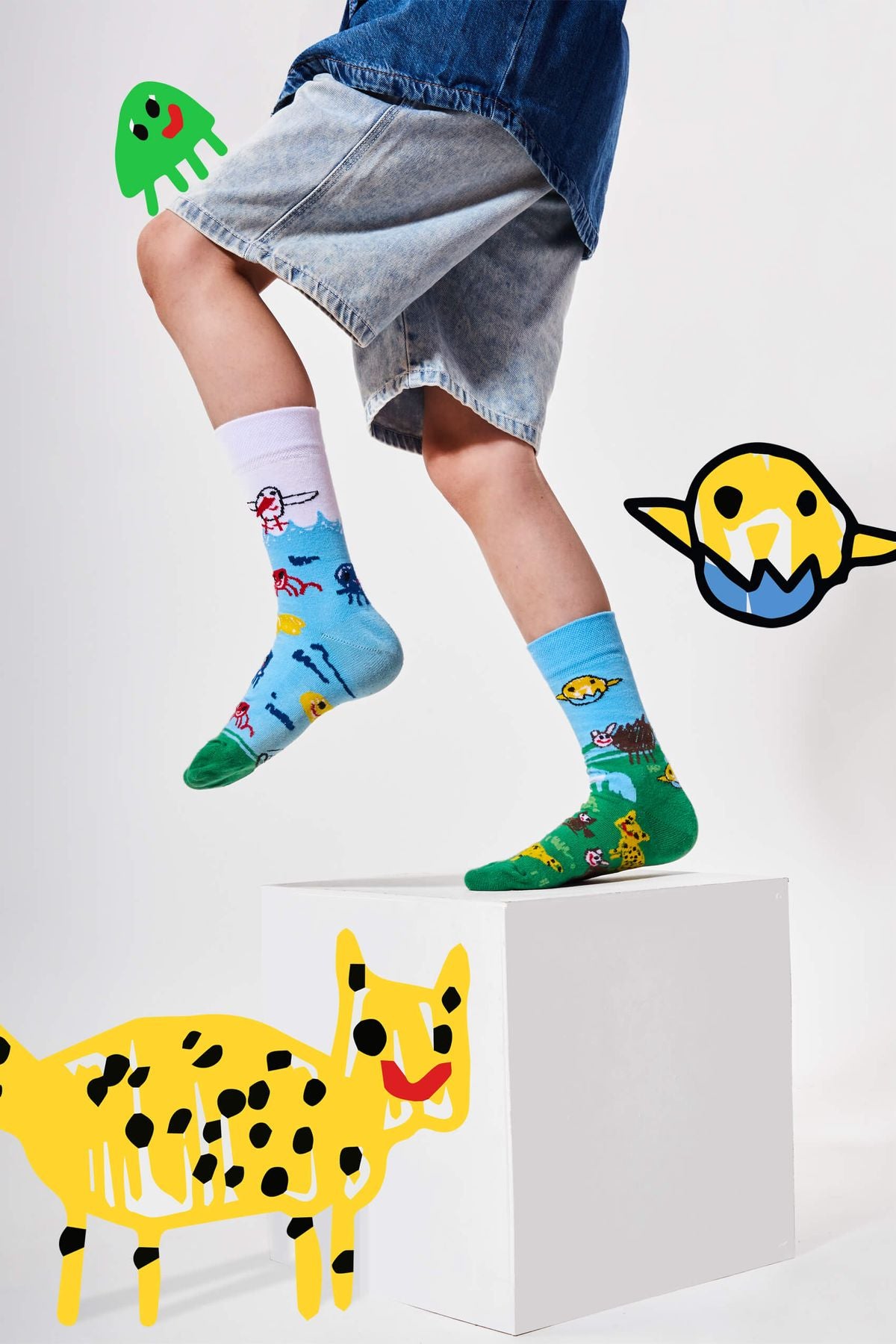 MANY MORNINGS MISPAIRED SOCKS