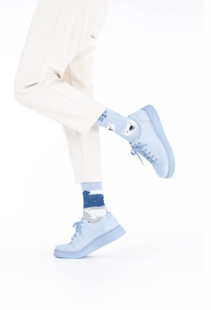 MANY MORNINGS MISPAIRED SOCKS